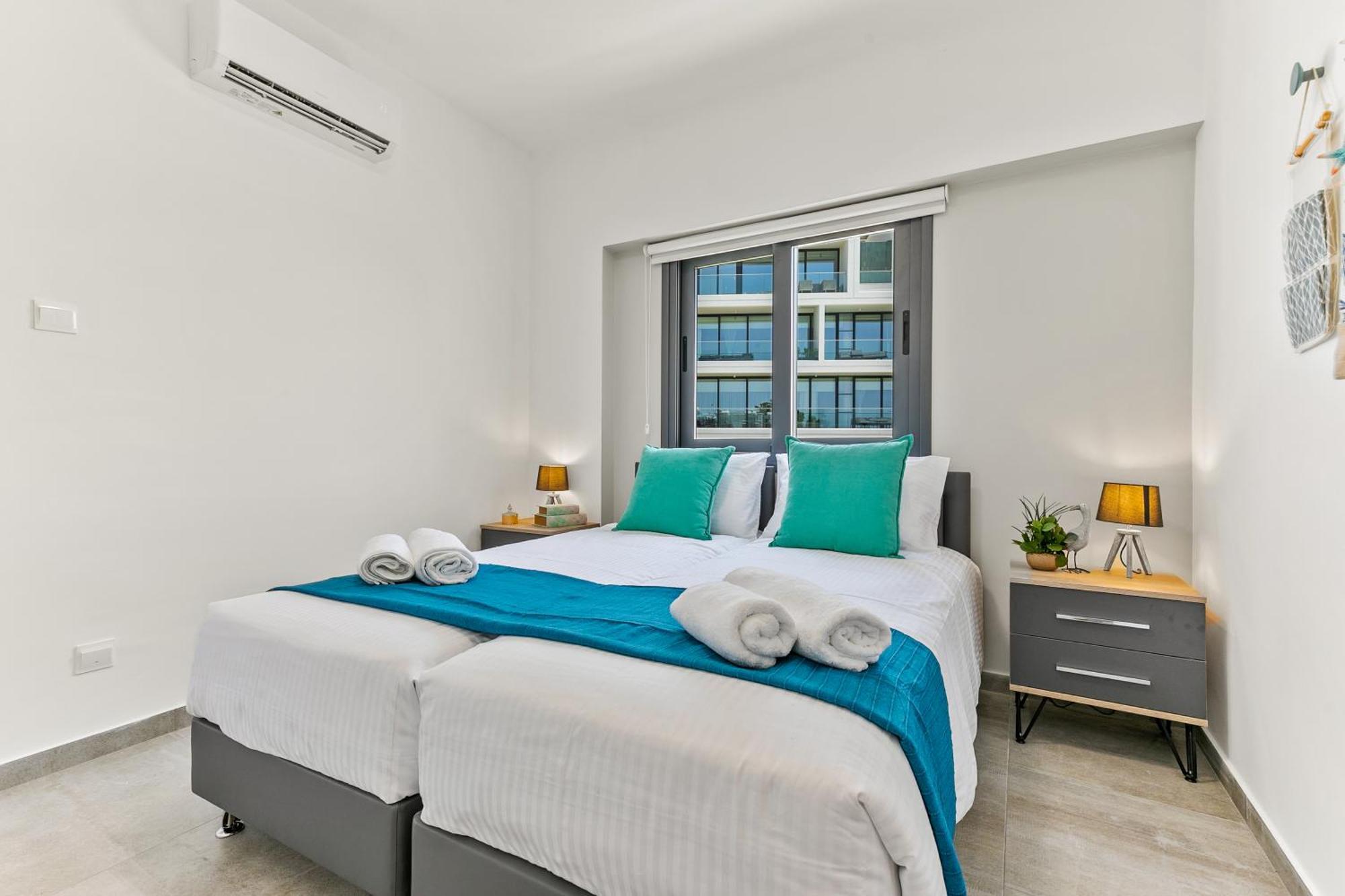 Dreamy 2 Bed Apartment By The Sea بافوس المظهر الخارجي الصورة